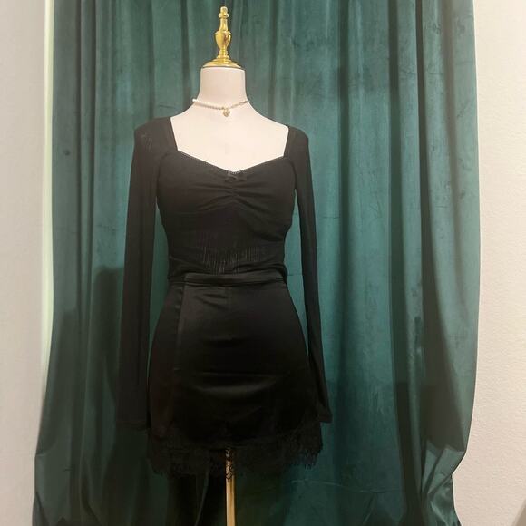 Princess Polly Elegant Black Long-Sleeve Top - Picture 1 of 5